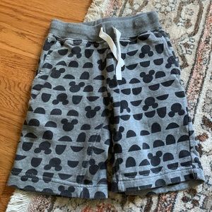 ⬇️HANNA ANDERSSON Mickey Mouse shorts size 100